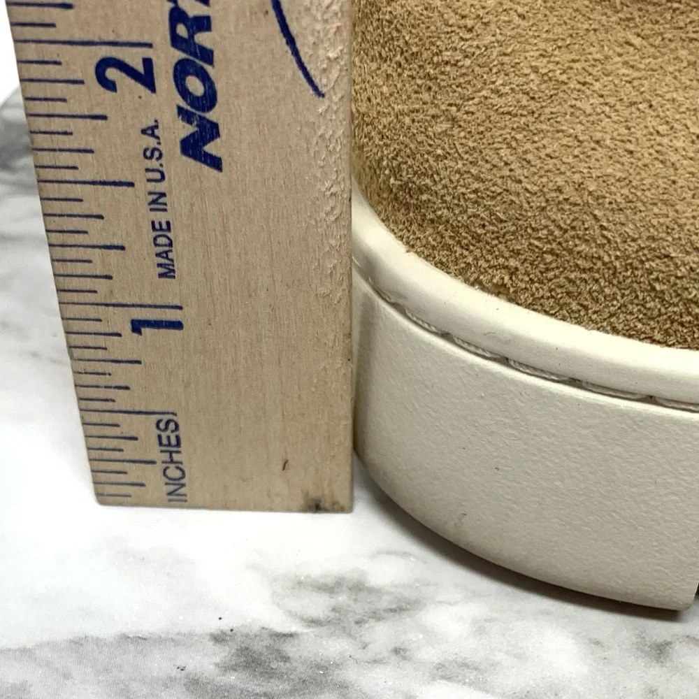 Vionic Uptown Hybrid Sand Suede Lug Sole Comfort Loafers 9 Classic Preppy Sporty - Picture 13 of 15